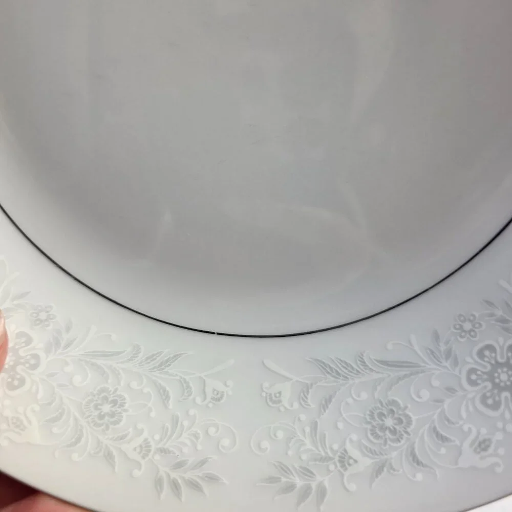 TWO Crown Ming Queen's Lace Soup Bowls White Flowers Platinum Trim